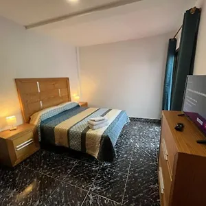 https://3-dormitorios-terraza-bus-stop.tenerifehoteles.net